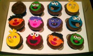 64513_10151066536885836_1922997692_n (1)